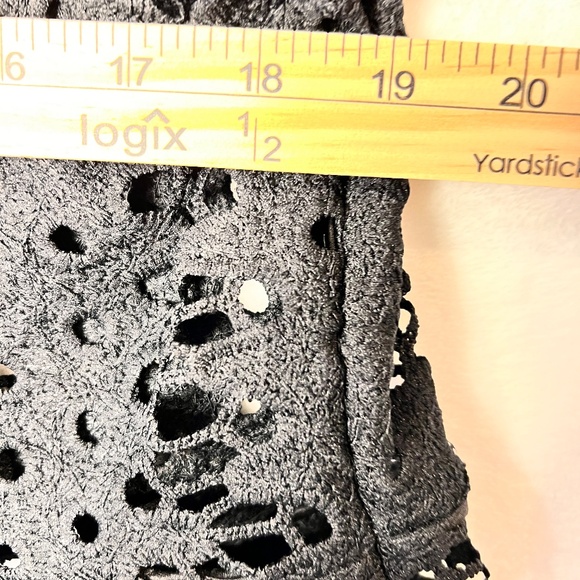 # A003   FT INC Cocktail Chic  Romantic Layering Black Eyelet Lace Jacket NWOT M - Picture 10 of 11
